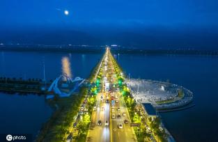 山西运城：盐湖夜景 璀璨迷人