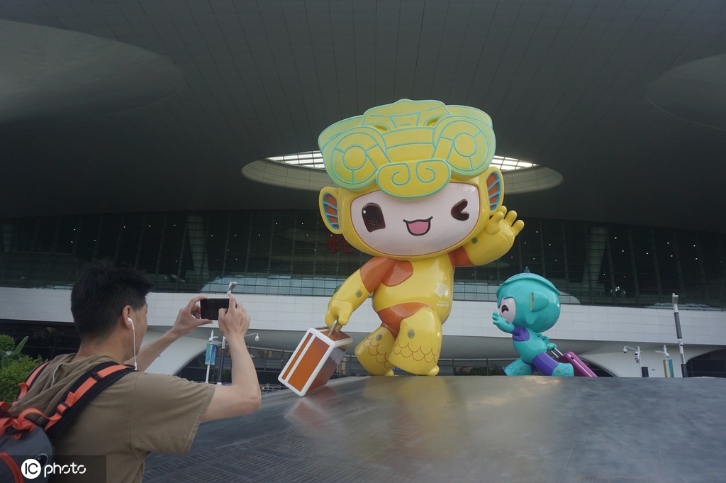 杭州亚运会迎来倒计时30天 街头亚运氛围十足