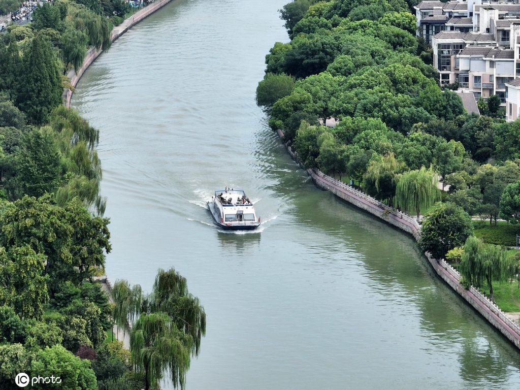 江苏扬州生态古运河 风景美如画