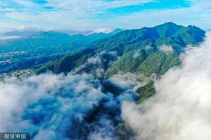 江西吉安：青龙峡现云海景观