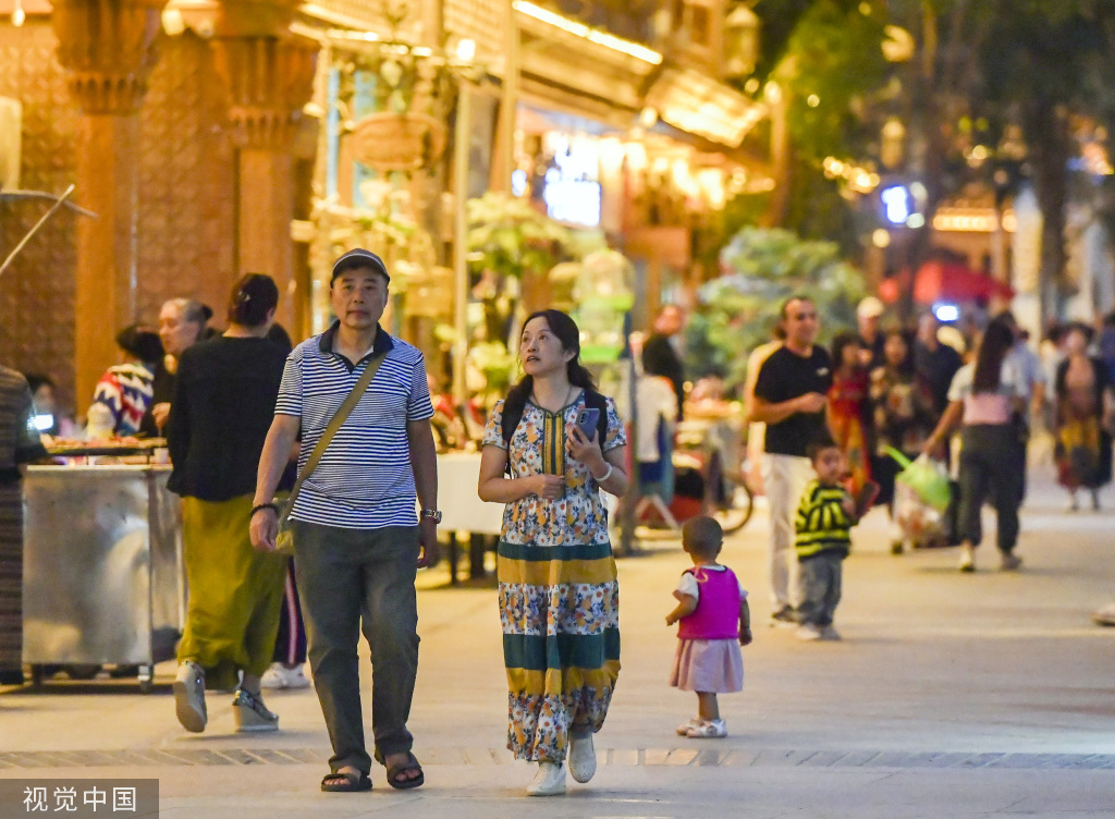 新疆和田：昔日“鸽子巷”变身“网红街”