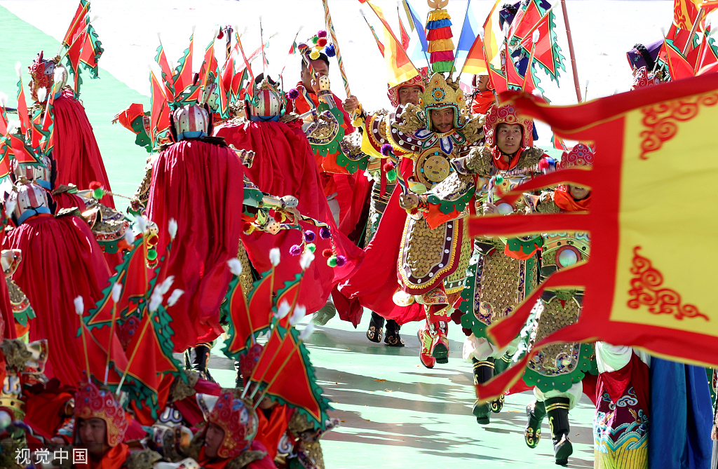 庆祝四川阿坝州成立70周年 民族特色舞蹈上阵