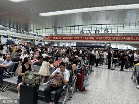 中秋国庆黄金周临近 杭州东站提前迎来客流高峰