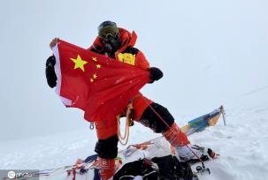 张掖青年与国家科考队同时登顶世界第六大高峰