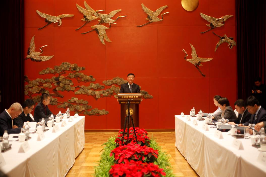 陈进行.png