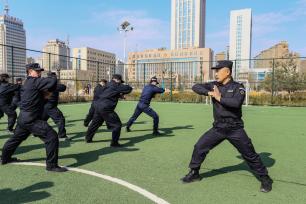 甘肃平凉：民辅警春季大练兵 提升公安队伍实战能力