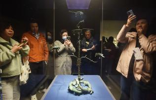 上海博物馆东馆“三星堆”特展受热捧