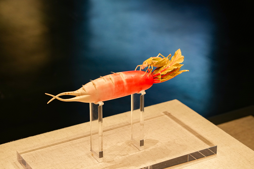 河南博物院文物“象牙萝卜白菜”重现展厅