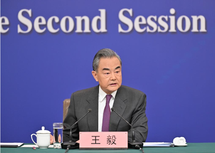 海外网评：中国是世界的和平力量、稳定力量、进步力量