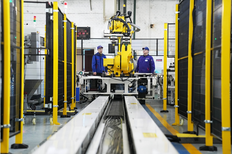 海外网评：向“新”发力，中国出实招