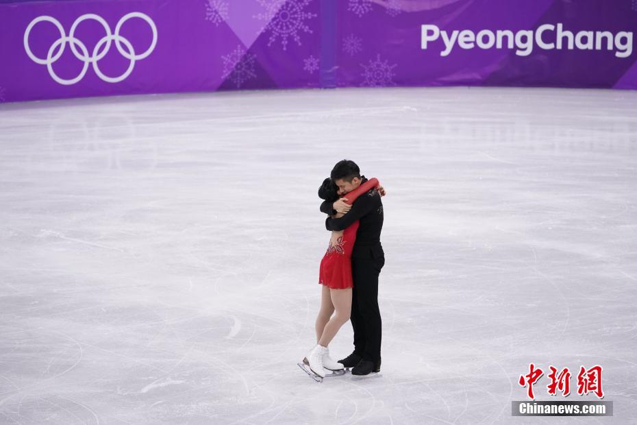 平昌冬奥花滑双人滑 隋文静,韩聪斩获银牌