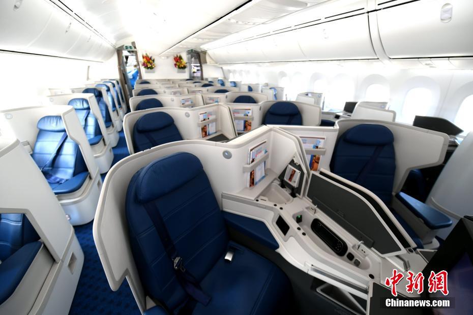 首架联合国特殊涂装飞机联合梦想号亮相