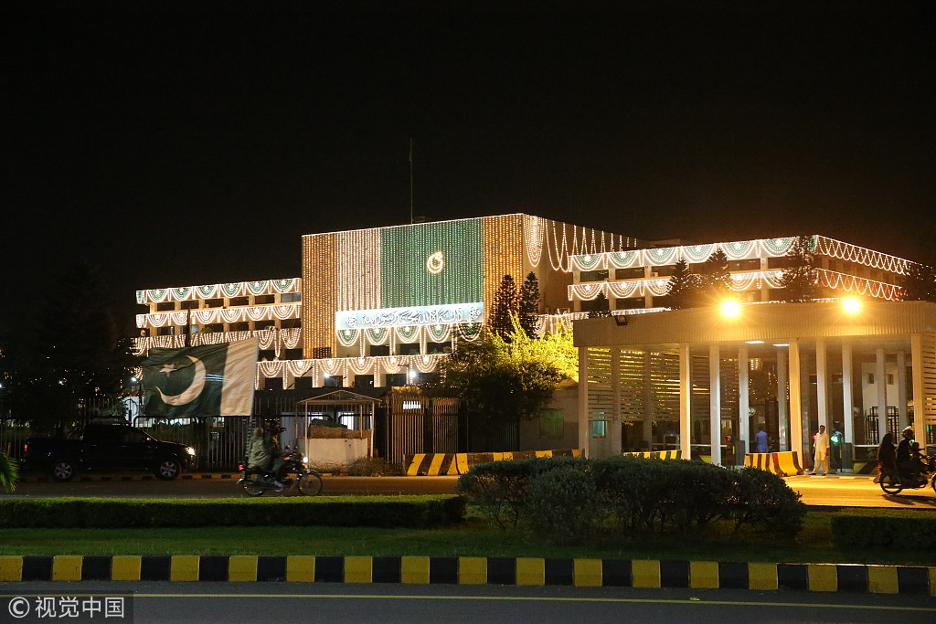 巴基斯坦将迎第71个独立日民众街头狂欢