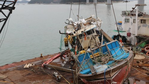 韩国时隔一周再发生渔船倾覆 3人死亡5人失踪