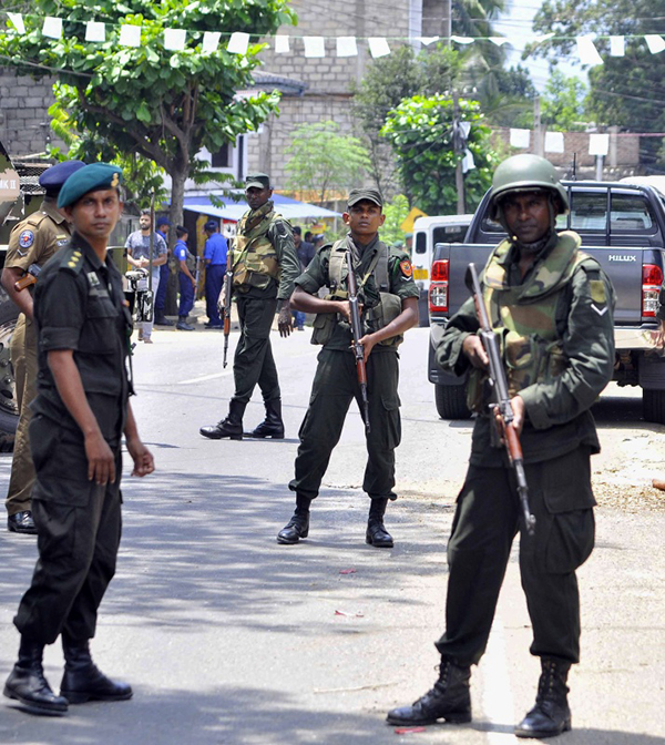 斯里兰卡暴力事件又起 骚乱地区无限期宵禁