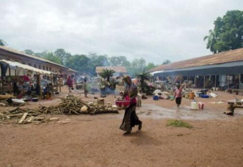 刚果（金）爆发种族冲突 造成至少30人死亡