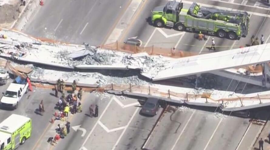 美国佛州一人行天桥发生坍塌 造成至少6人受伤