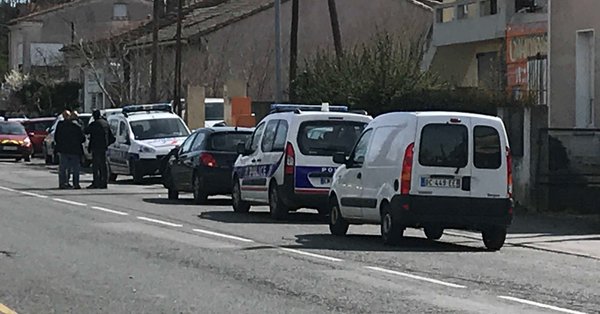 法国发生枪击案致1死:有人质被劫持 枪手称效忠IS