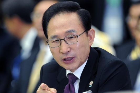 韩检方以16项指控起诉李明博 涉嫌受贿110亿韩元