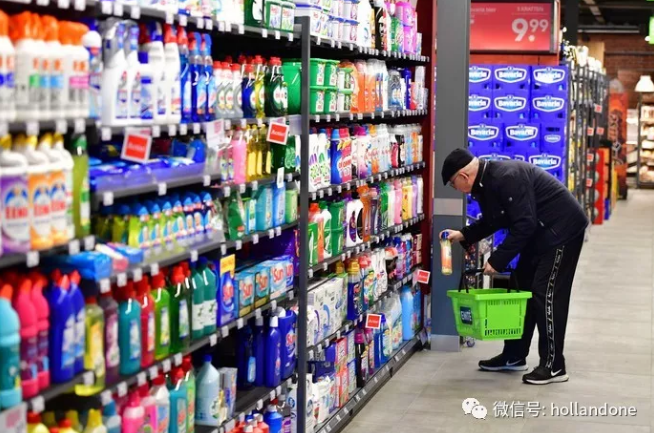 荷兰人均多少钱_荷兰兔多少钱一只(3)