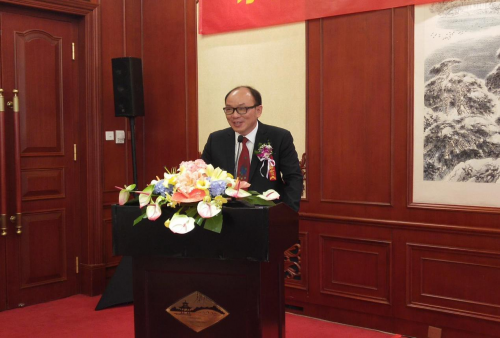 黄秀峰副秘书长就"东南亚沉香,普洱茶产业联盟——助力一带一路"