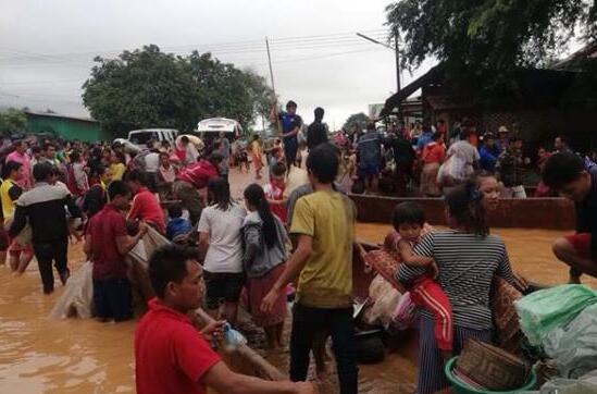 老挝一水电站大坝坍塌 已致多人遇难数百人失踪