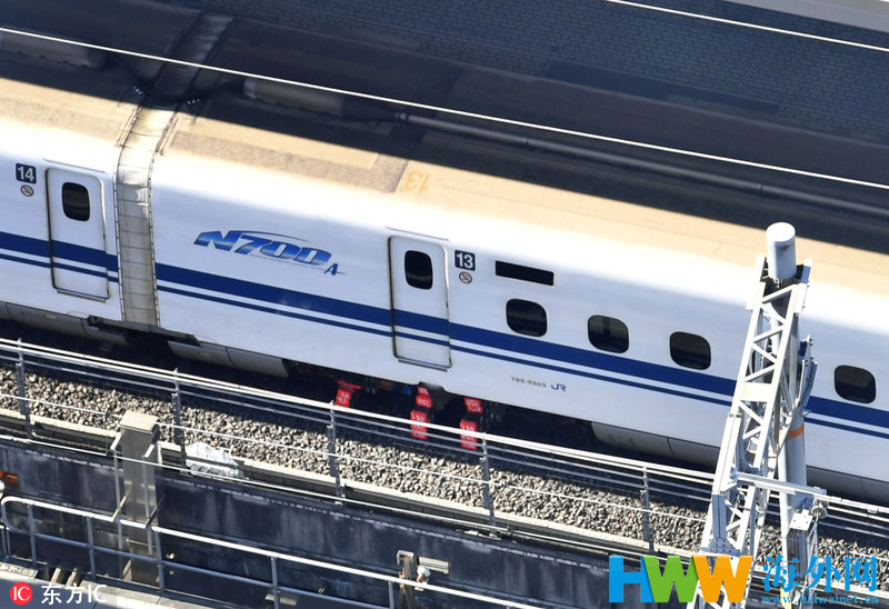 太恐怖！日本铁路公司逼员工坐铁轨旁“感受速度”