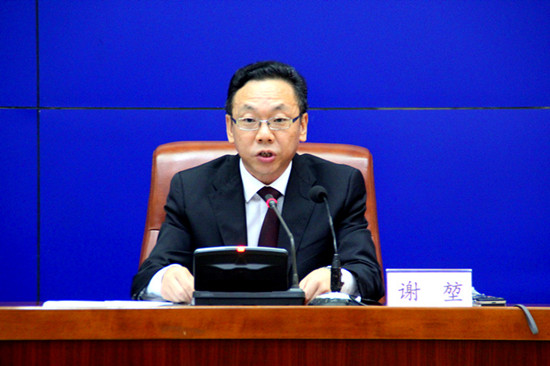 济南市发改委副主任谢堃介绍国际康养城有关情况(李旭昊 摄影)