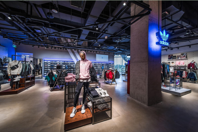 太原首家阿迪达斯"运动时尚品牌体验店"