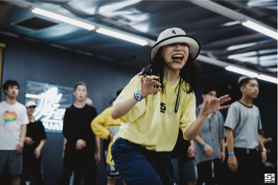 成都洛杉矶北京舞邦开辟舞蹈潮流玩法