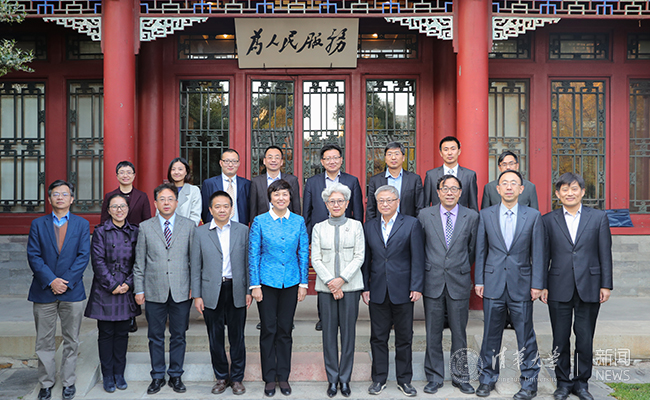 社会科学学院党委书记刘涛雄,文科处处长孟庆国,智库中心主任苏竣