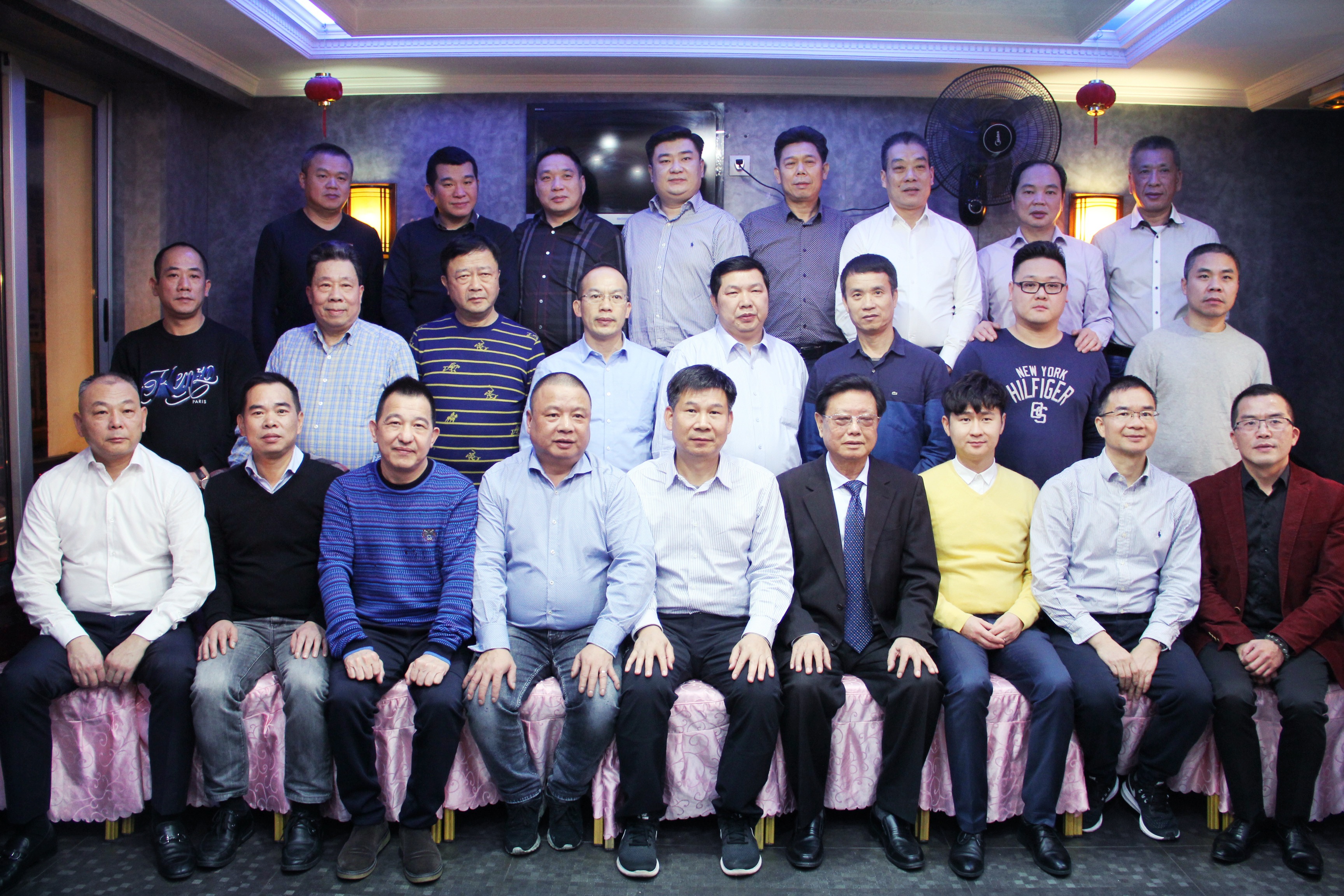 法国美丽城联合商会热情欢迎玉林市政府代表团