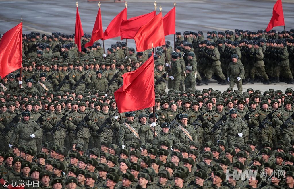 俄卫国战争胜利74周年阅兵彩排钢铁洪流现身莫斯科