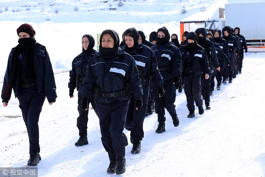 阿富汗女警察图片