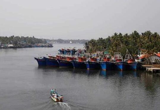 印度超百人渔船失踪1周多 警方:他们想偷渡新西兰