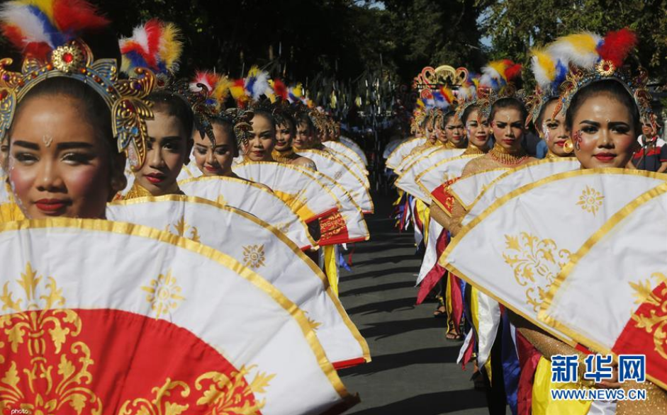 印度尼西亚巴厘岛艺术节开幕(组图)