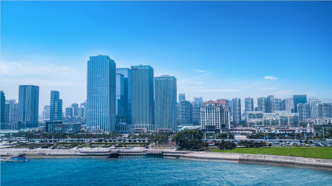 青岛西海岸国际贸易中心位于美丽的唐岛湾cbd核心区域,将引进机电