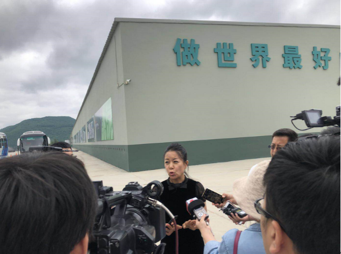 吉林延边汪清县:木耳产业助农户驶上脱贫"快车道"