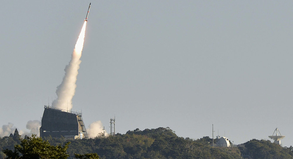 日本私人研发探测火箭“MOMO-4”升空后坠海