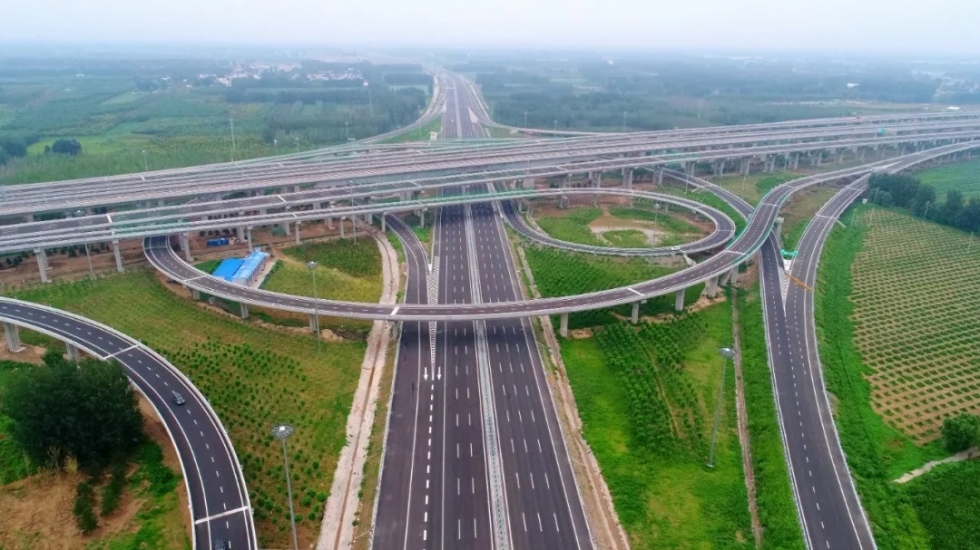 北京大兴国际机场外观除了"大"以外,大兴机场的设计有着诸多亮点.