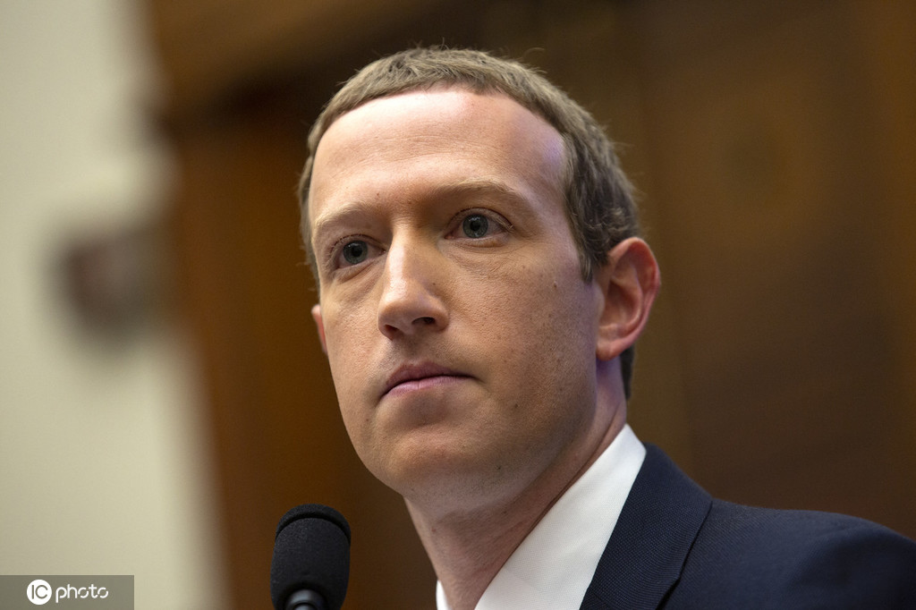 扎克伯格的这番话暴露了西方精英的一个秘密