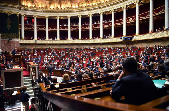 法国议会欲修法禁止"黑色星期五"促销 原因是