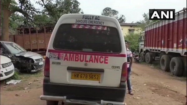 可疑救护车（图源：ANI）