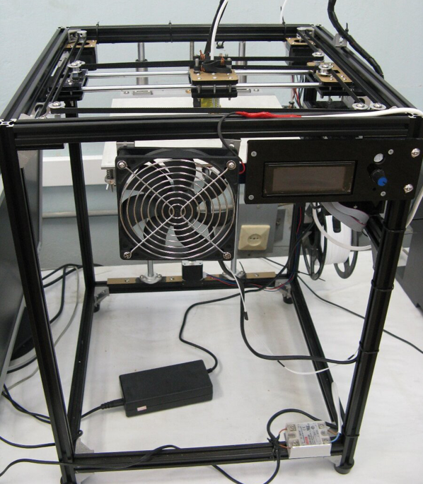 从中国海淘的3D打印机（图源：俄媒）
