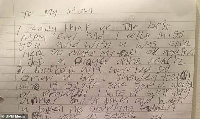 英国8岁小男孩圣诞节写给去世母亲的信。（图源：英国《每日邮报》）
