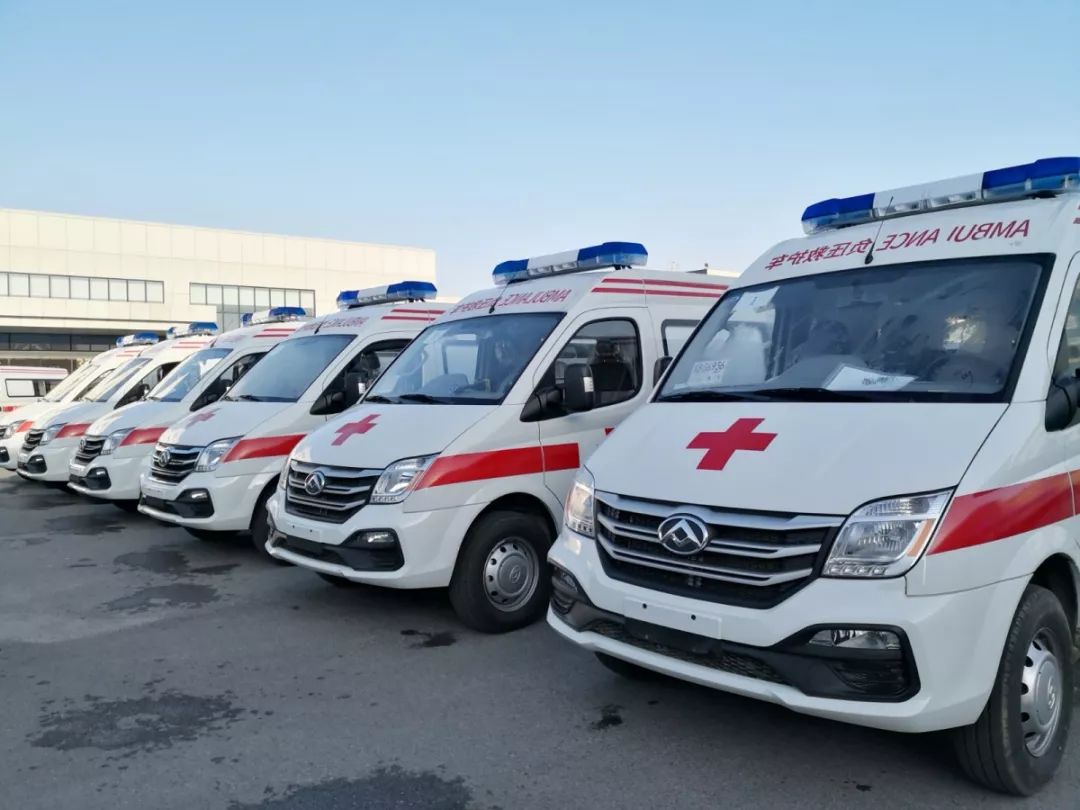 来自武汉的敬礼,送给这些"风雪夜归人"