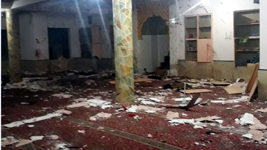 突发！巴基斯坦一清真寺爆炸致12死12伤 现场一片狼藉