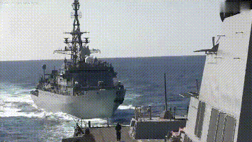Russian warship 'aggressively' approaches US destroyer in Arabian Sea.gif