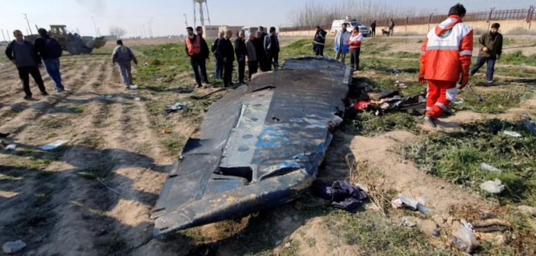 乌克兰航空失事客机的残骸（路透社）
