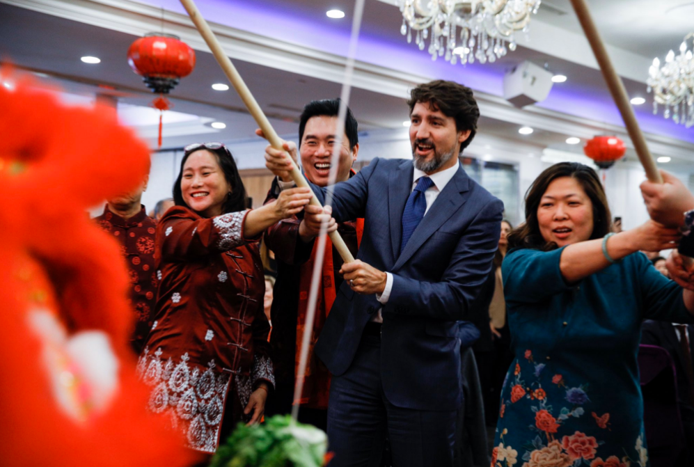 加拿大总理特鲁多与华人庆祝新春（推特）